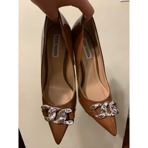 Steve Madden Silver Chain Embellished Cognac Pointed Heels, size 9